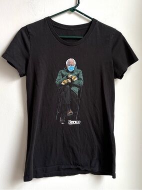 Women’s Original BERNIE SANDERS Mittens Mitten Liberal Tee t-shirt shirt xs